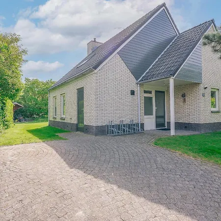 Villapark Kamperfoelie 83