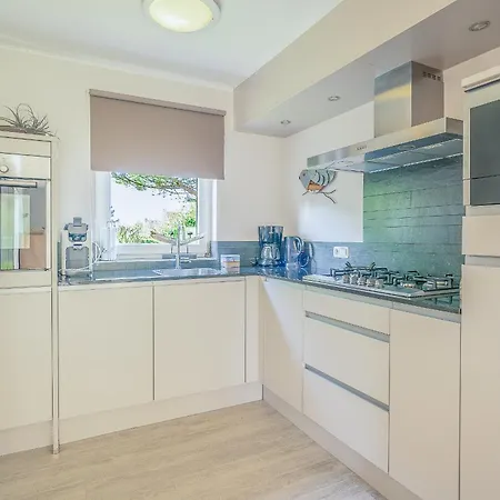 Villapark Kamperfoelie 83 度假居 *