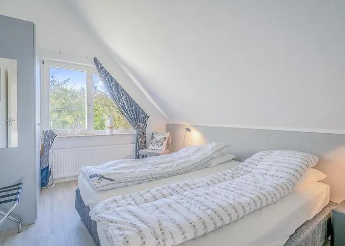 Villapark Kamperfoelie 83 度假居